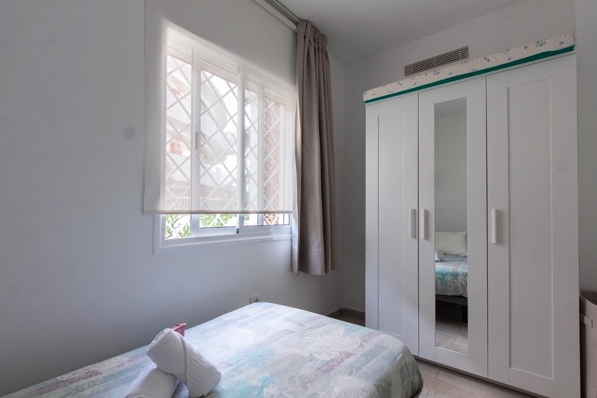 Apartamento Con Terraza Y Piscina En Playa Del Ing 플라야 델 잉글스 외부 사진